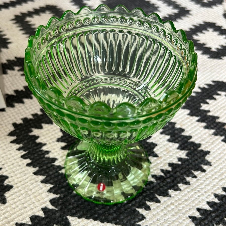 Iittala Marimekko Apple Green 155 mm glasskål på fot JULKLAPP