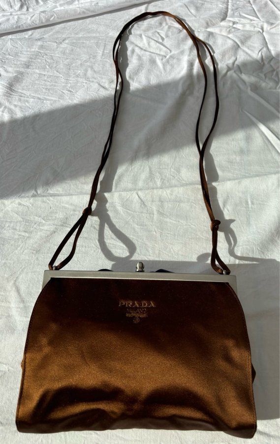 Vintage Prada väska clutch 90-tal