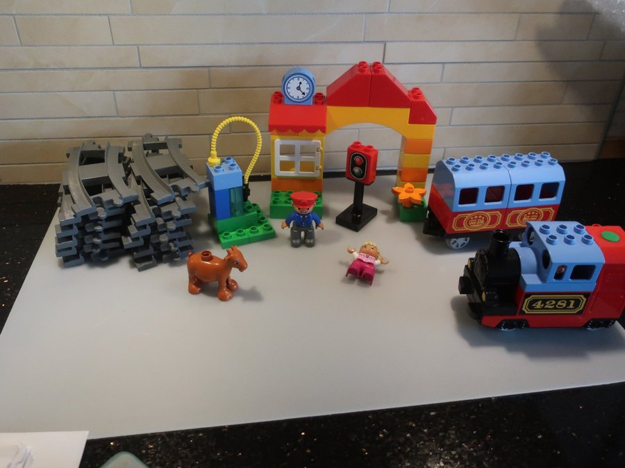 Lego - Duplo - Tågbana - Ångtåg - Batteridrivet - Komplett 10874