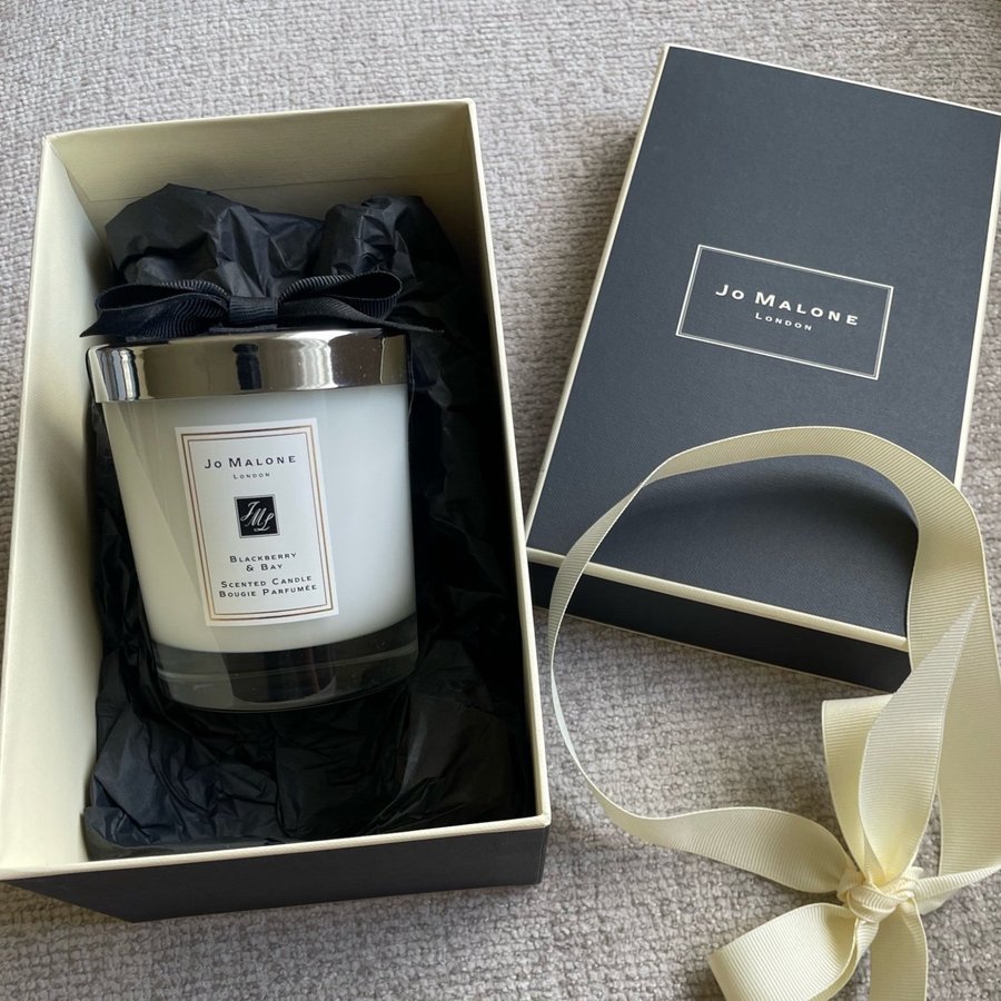 Jo Malone London Blackberry  Bay Scented Candle