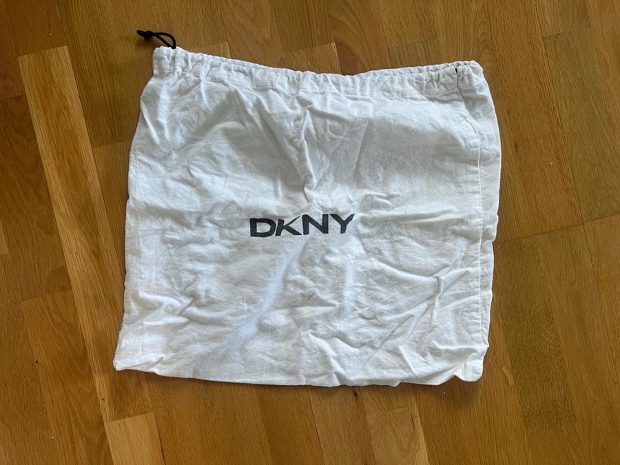 DKNY dustbag