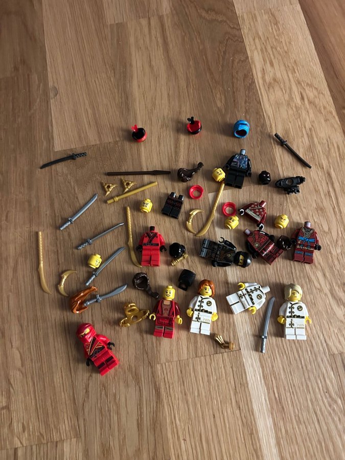 Lego Minifigurer, Delar  Tillbehör (mest ninjago)