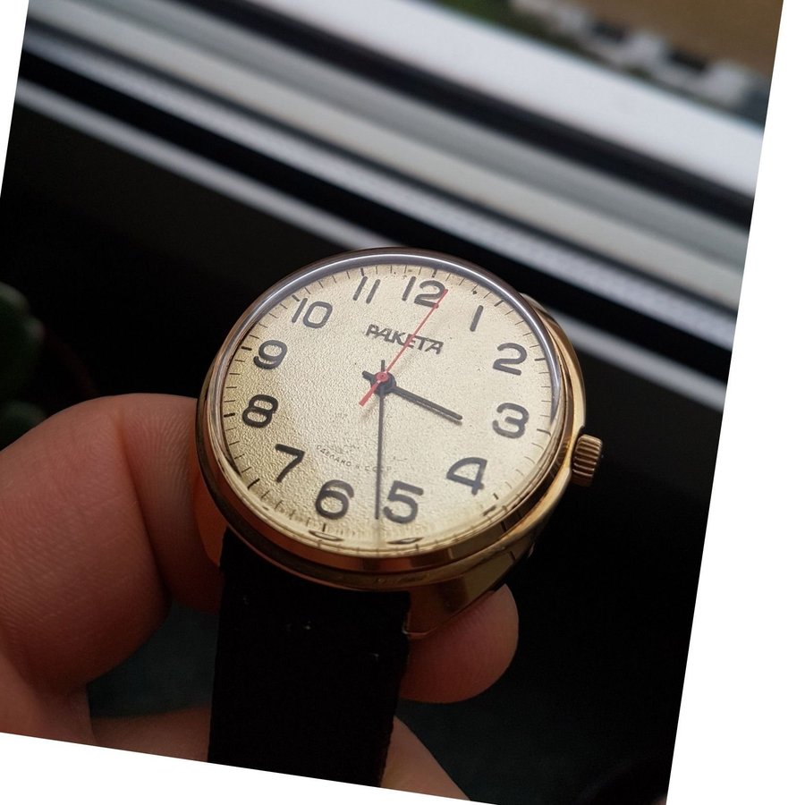 RAKETA mekanisk 70-tal OVERSIZE