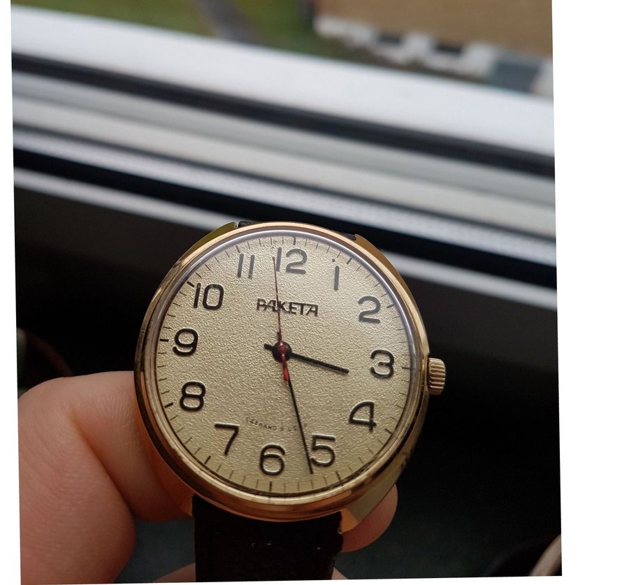 RAKETA mekanisk 70-tal OVERSIZE