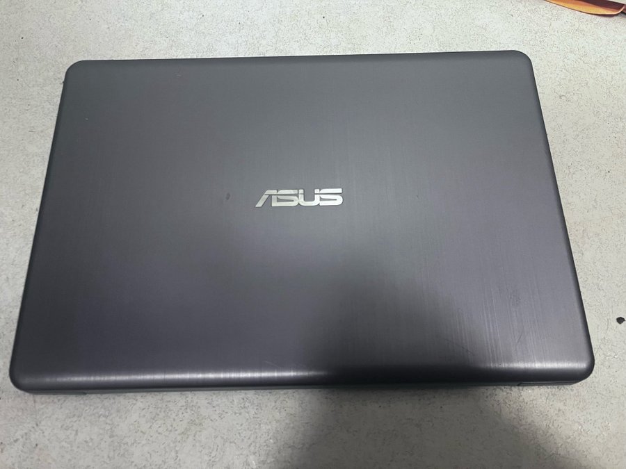 ASUS Laptop