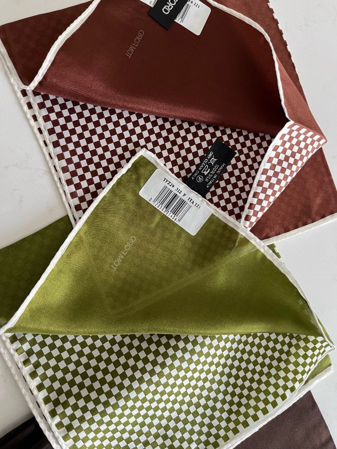 Tom Ford brun grön svart pocket squares