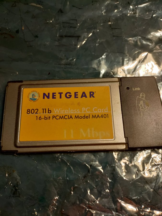 NETGEAR 802.11b Wireless PC Card