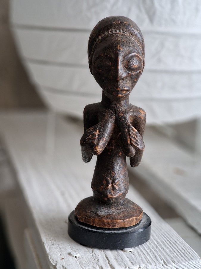 Afrikansk träfigur, Songo.