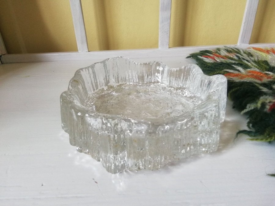 Tapio Wirkkala Iittala glas skål "Seita". 70 tal