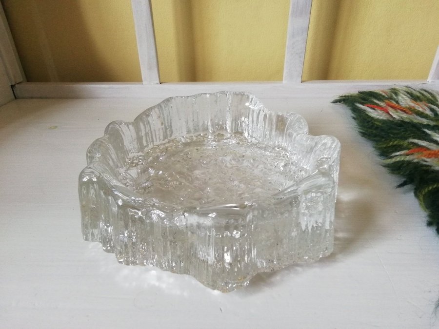 Tapio Wirkkala Iittala glas skål "Seita". 70 tal