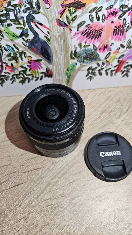 Canon EF-M 15-45mm IS STM Objektiv + UV-filter