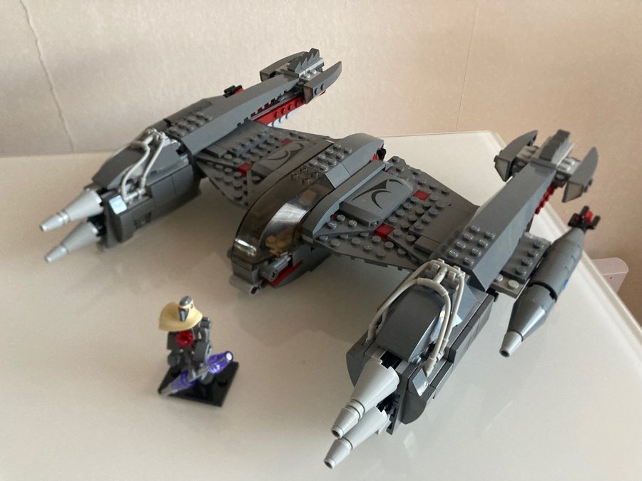 LEGO Star Wars 7673 - magna guard starfighter