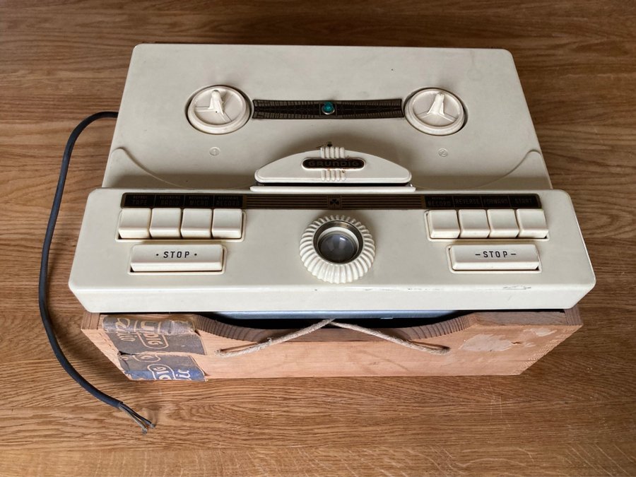 Grundig 500 C rullbandspelare