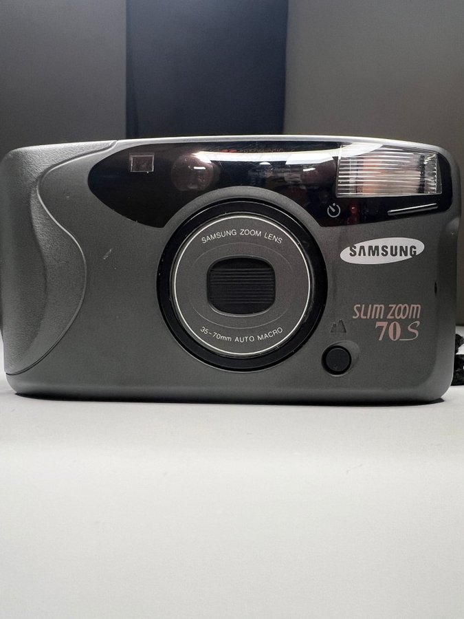 Samsung Slim Zoom 70S . Kameran testat och funkar bra