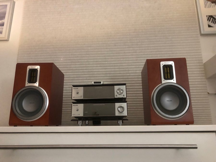 Philips Micro Hifi System MCD 708/12