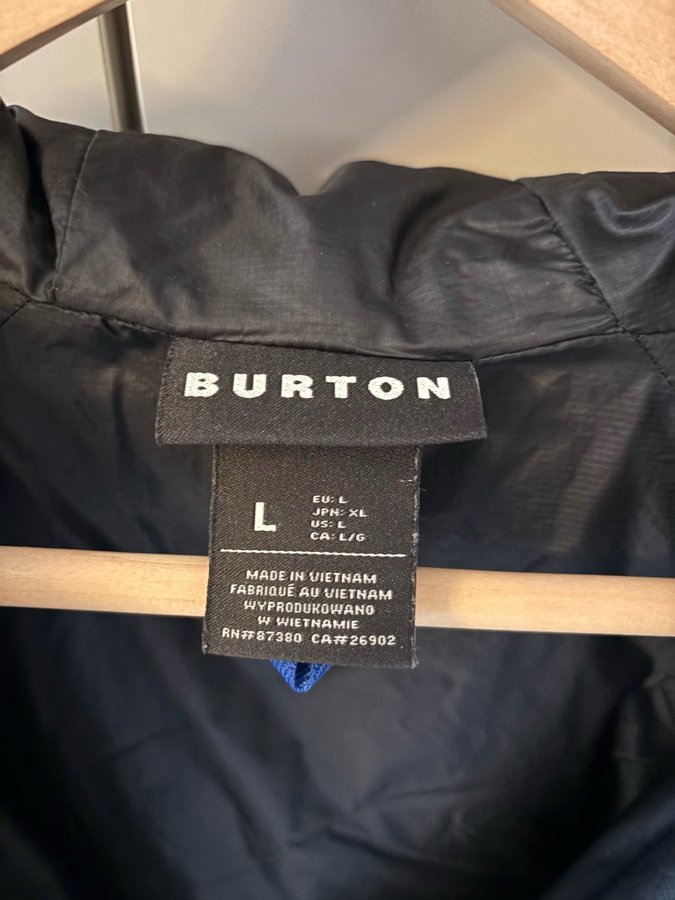 Burton svart jacka, storlek L