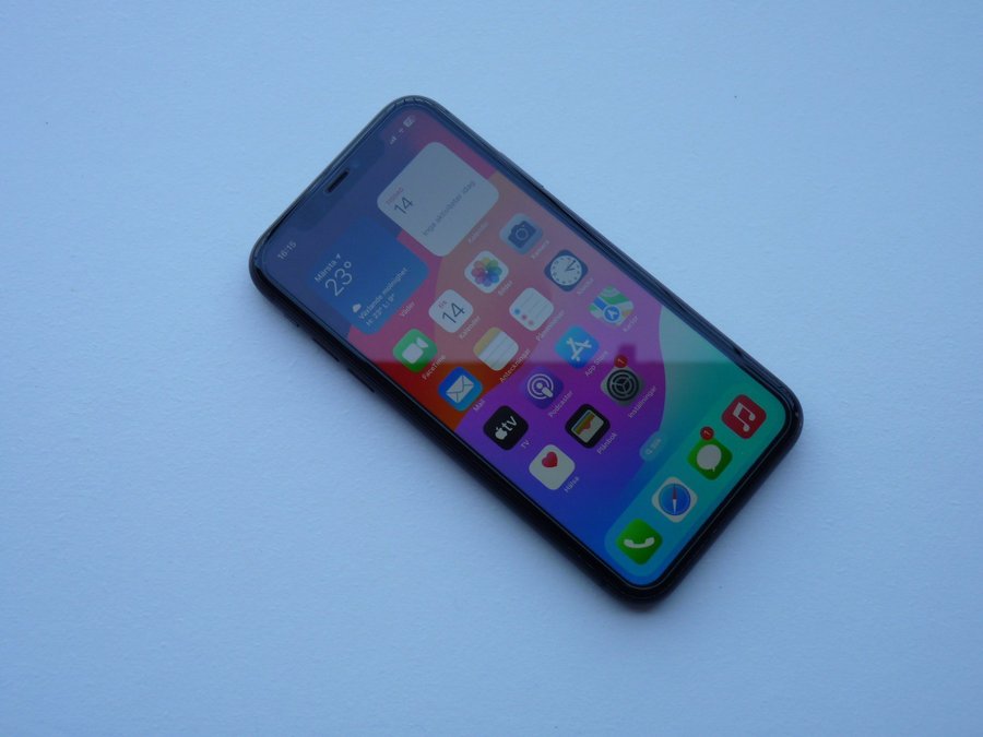 Rymdgrå iPhone 11 64GB-Olåst