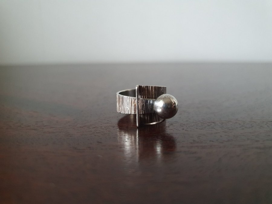 Silver Ring 925S Finland Str 17 Vikt 7,1 gr Stämplad