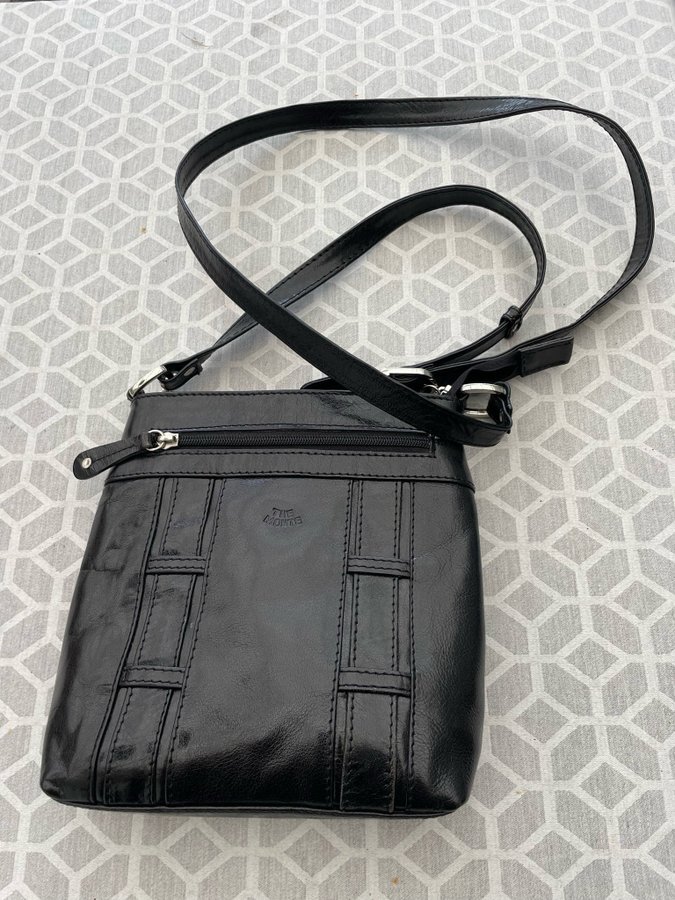 The Monte handväska/crossbody nyskick skinn