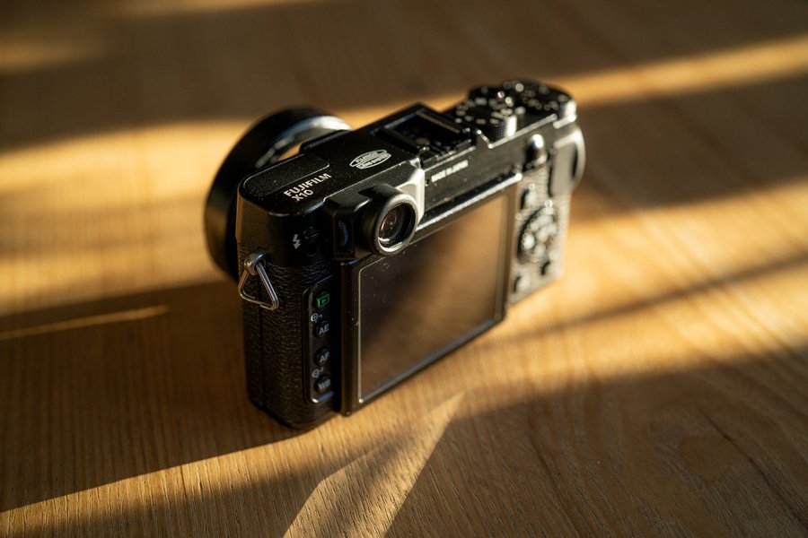 Fujifilm X10 12MP Digitalkamera