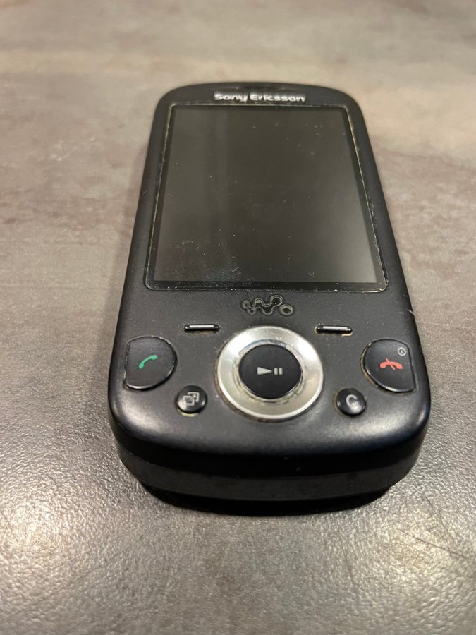 Sony Ericsson - mobiltelefon - möjligen W20i eller W810il