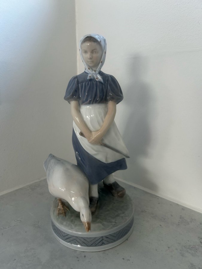 Gåsepige figur fra Royal Copenhagen