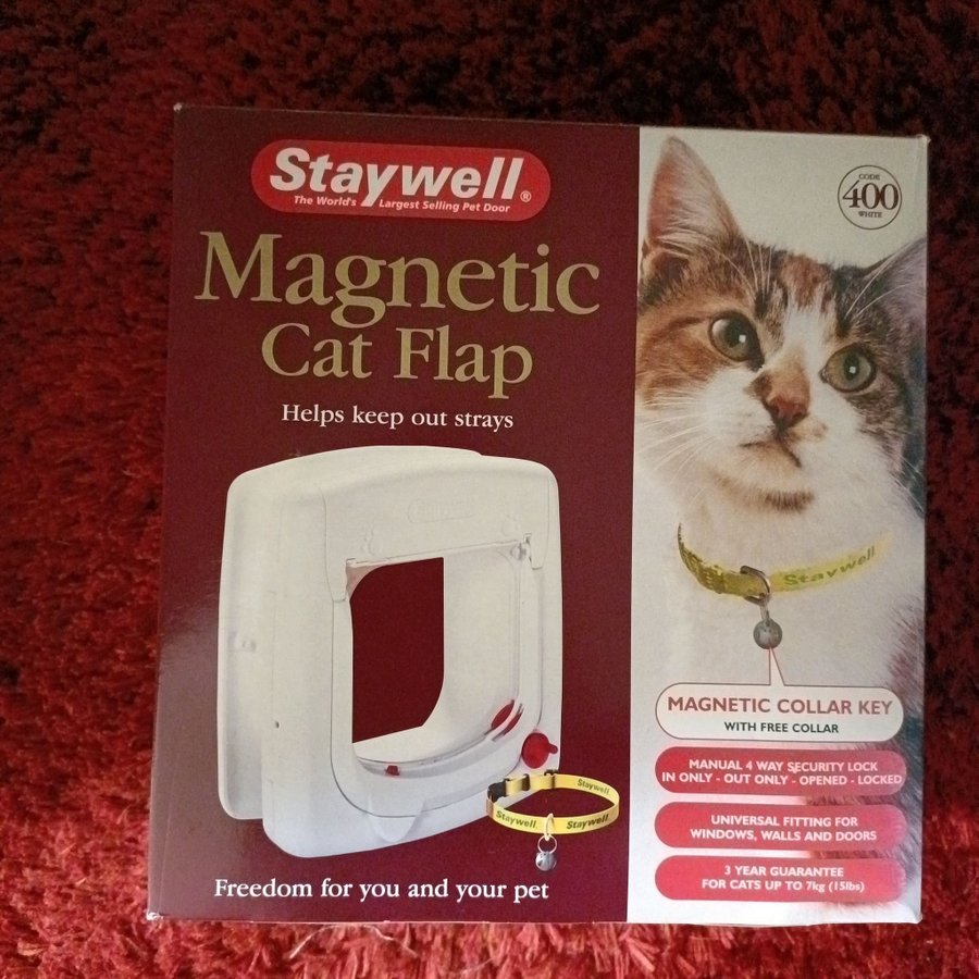 Staywell Magnetisk Kattlucka med Halsband