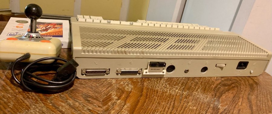 Atari 1040 ST med tillbehör