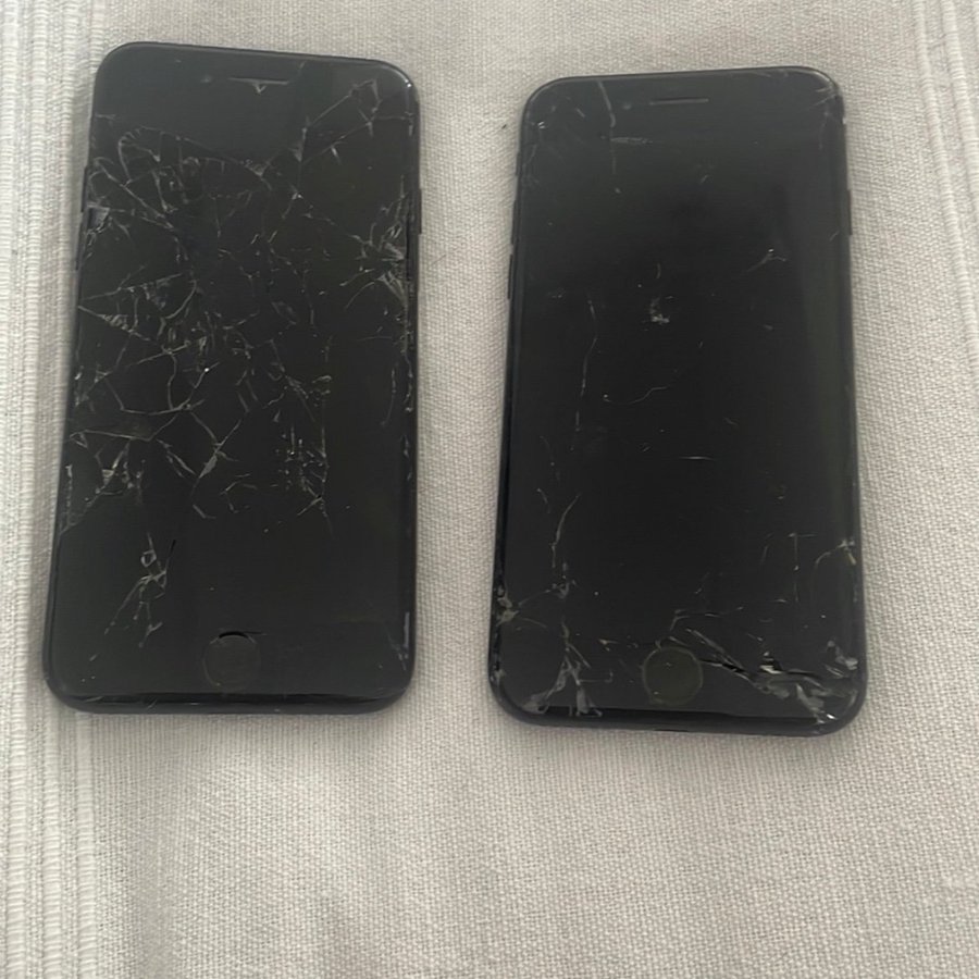 2 st iPhone 7 Svart