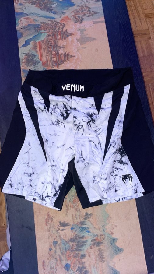 VENUM kampsport Shorts