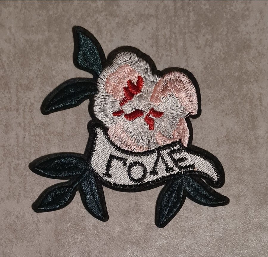 DIY / Tygmärke Patch / stryk på kläder / Ros