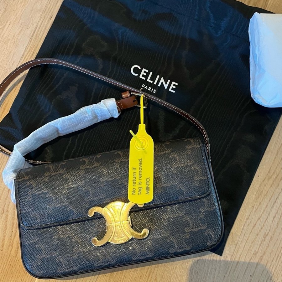 Helt ny Celine Triomphe Bag Canvas