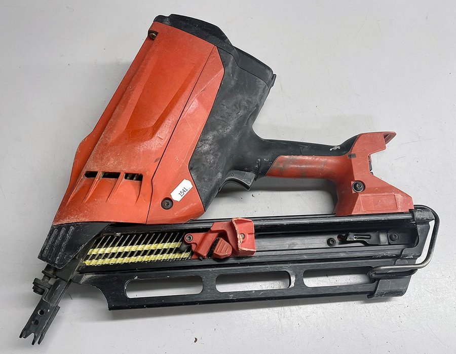 HILTI Spikpistol