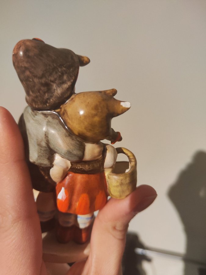 Hummelfigur - Två barn med korg