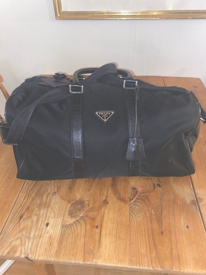 Prada duffelbag