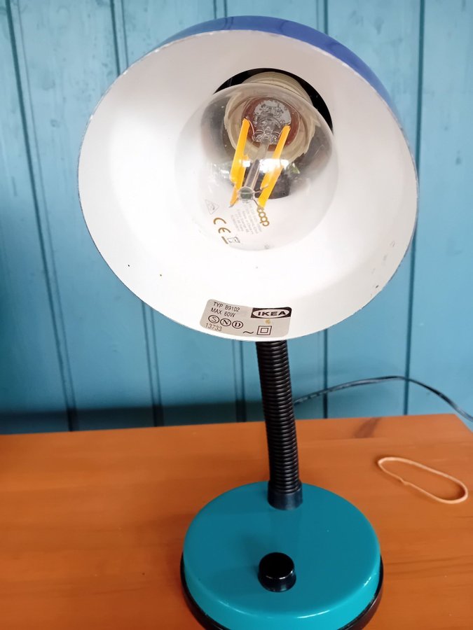 Bordslampa IKEA Manick B9102