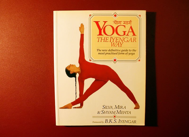 Yoga The Iyengar Way - Silva, Mira  Shyam Mehta