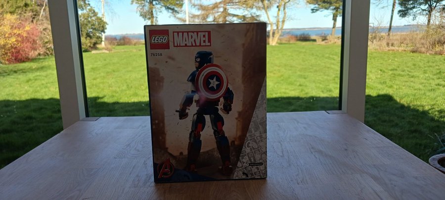 LEGO 76258 Captain America Figur