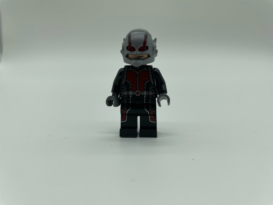 LEGO Ant-Man Minifigur Marvel