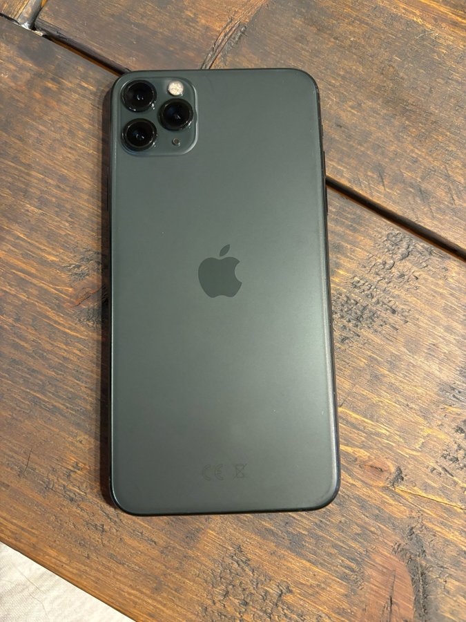 iPhone 11 Pro Max trasig