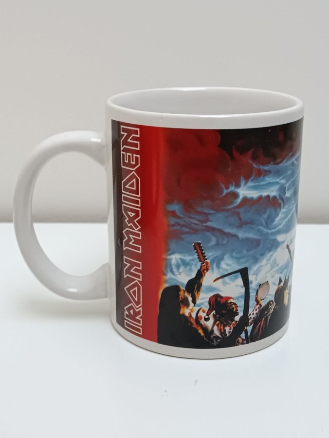 Iron Maiden mugg i bra skick!