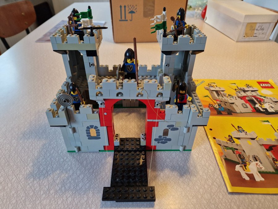 Lego 6073 - Knights Castle / Slottet Vintage retro