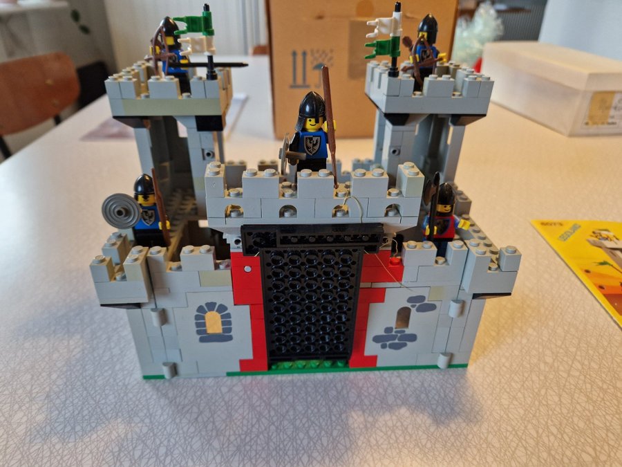 Lego 6073 - Knights Castle / Slottet Vintage retro