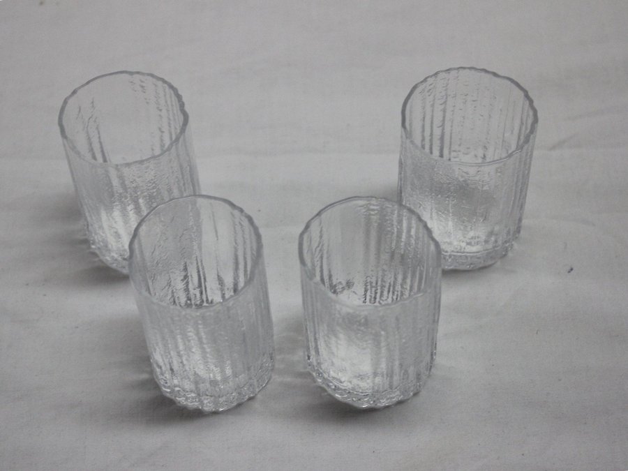 4 Snapsglas Glas 6 cm Skruf Royal Krona Drivved Bengt Edenfalk