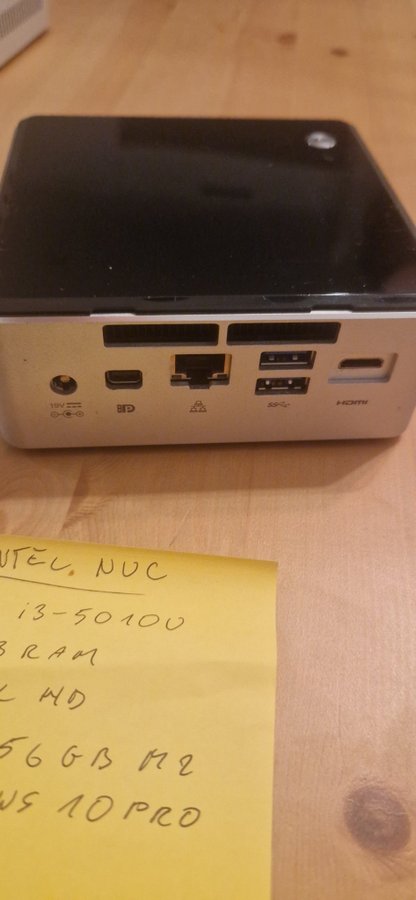 Intel NUC I3-5010U/4GB /256 GB SSD/INTEL HD/WIN10 /NR6