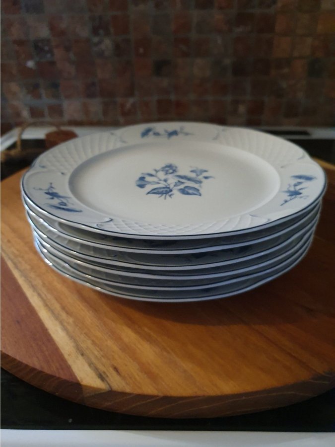 Villeroy  Boch Val Bleu 6 tallrikar i fint skick