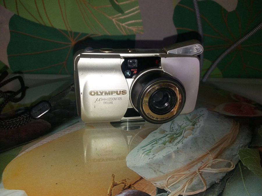 Filmkamera Olympus mju Zoom 105 DELUXE.