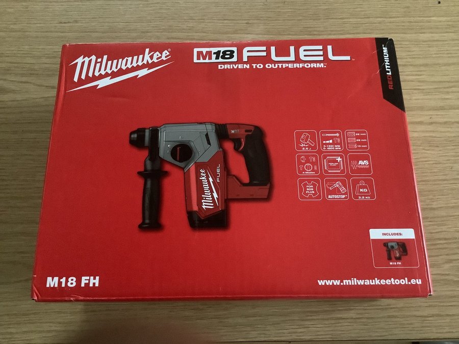 Milwaukee M18 FUEL Hammer Drill