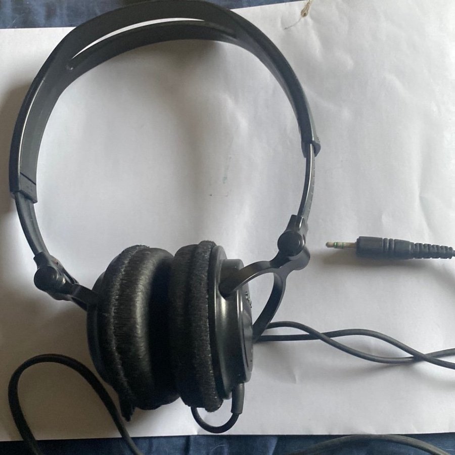 Sony MDR-V150 Hörlurar