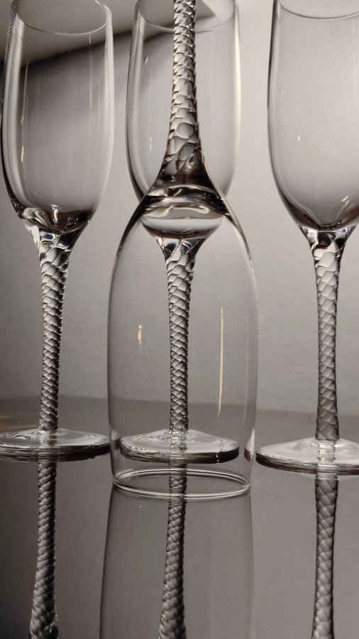 ORREFORS "Anne" Champagneglas 4st . Anne Nilsson